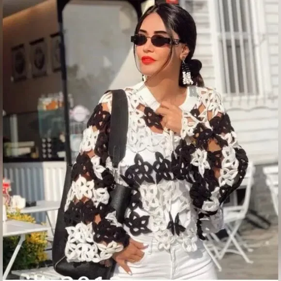 Zara Limited Edition Black White Women's Floral Crochet Sweater Boho Festival - Picture 4 of 16